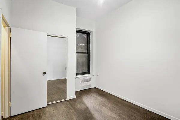 Rented by Oxford Property Group | media 12