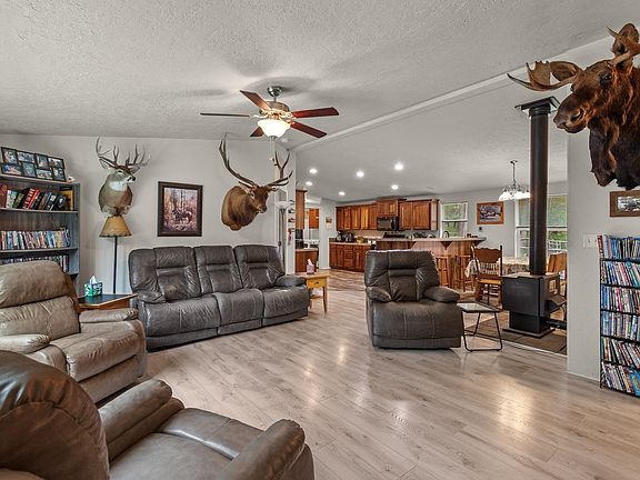 3rd image of 34586 N Clue Ct