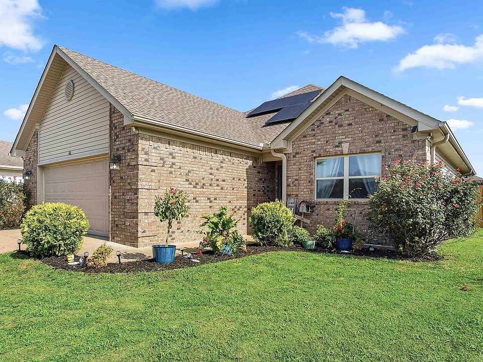 1st image of 146 Meadow Dr