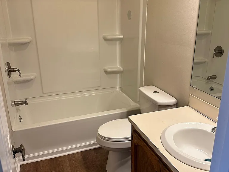 100 Willow Run Dr #31 — Photo 7