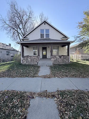 32 Custer Ave #1 Photo 1 32 Custer Ave #1 Photo 1