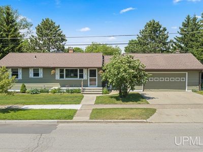 1924 14th Ave N, Escanaba, MI, 49829