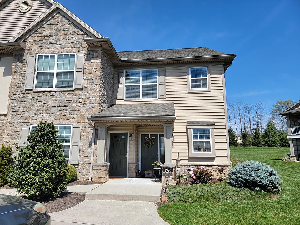 1st image of 1995 Shady Oak Dr