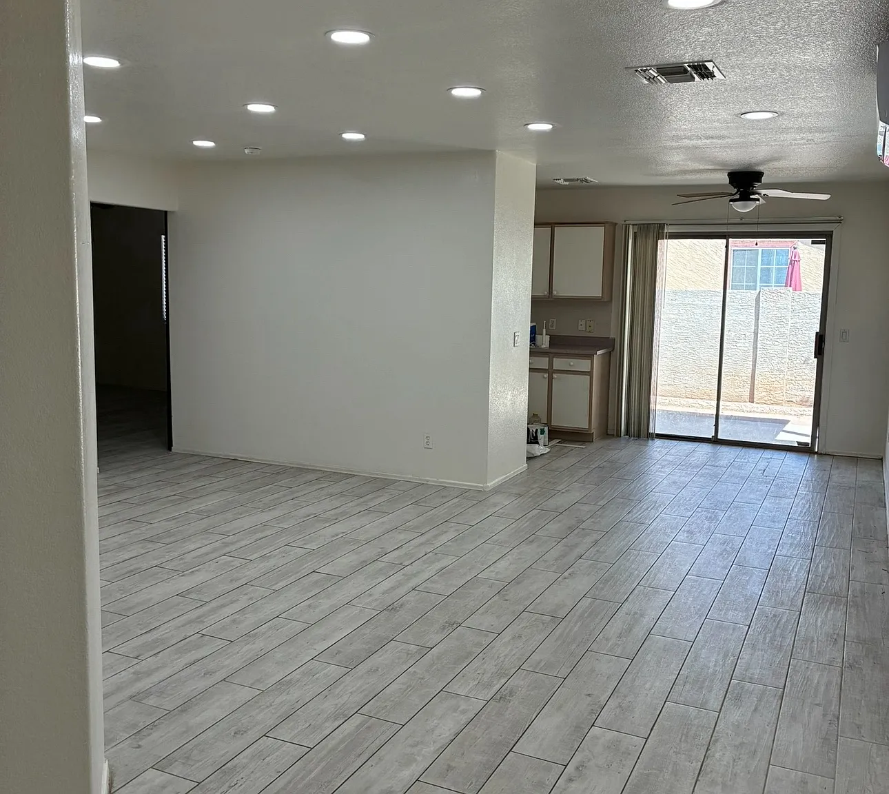 18 W Ingram St — Photo 2