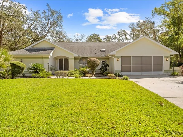 18810 Majestic Oak Ct, Hudson, FL 34667