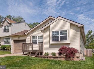 8 Juniper Ave, Somerdale, NJ 08083