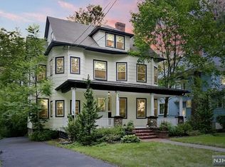 154 Doremus Ave, Ridgewood, NJ 07450