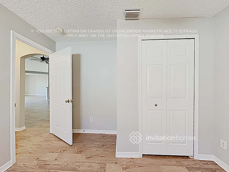 2107 Deercroft Dr — Photo 13