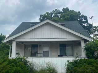 2118 Flushing Rd, Flint, MI 48504