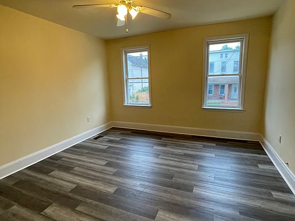 Master Bedroom (with a large closet)