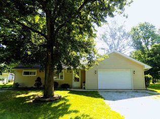 236 E Wickersham Dr, Kokomo, IN 46901