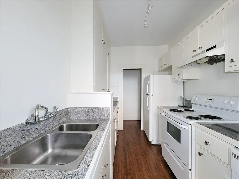 815 Sul Ross St #1 — Photo 14