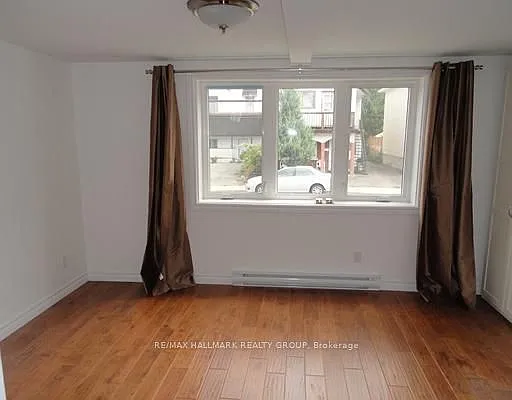 228 Durocher St — Photo 7