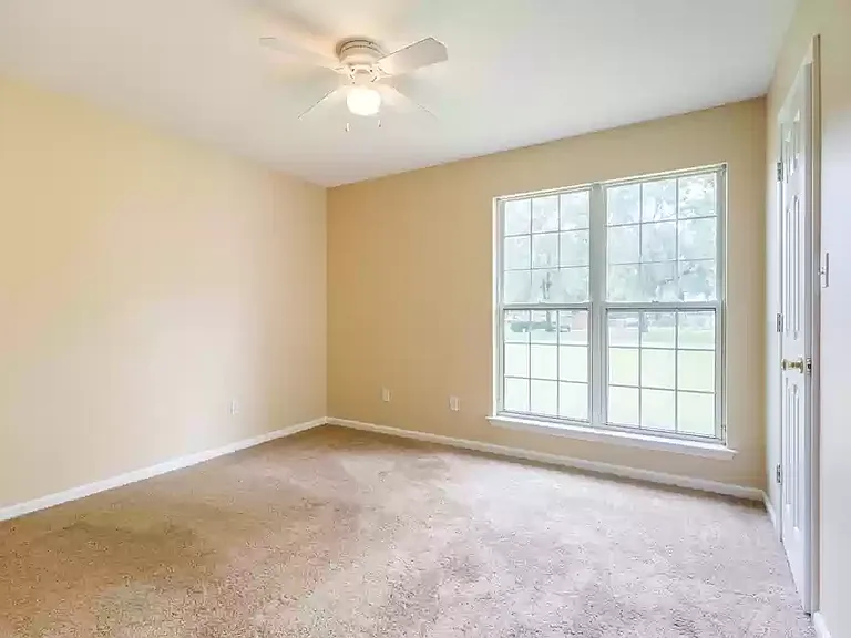 5108 Woodsdale Dr — Photo 16