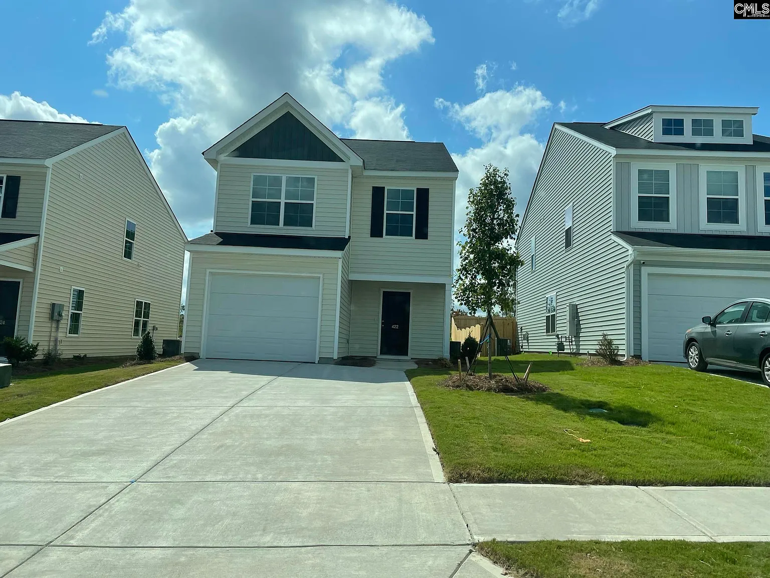 3 bed, 1476 sqft, $1,925 — Photo 1