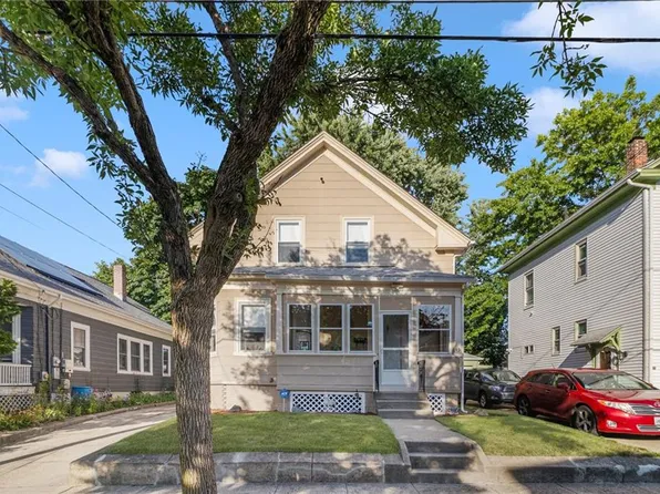 45 Biltmore Ave, Providence, RI 02908