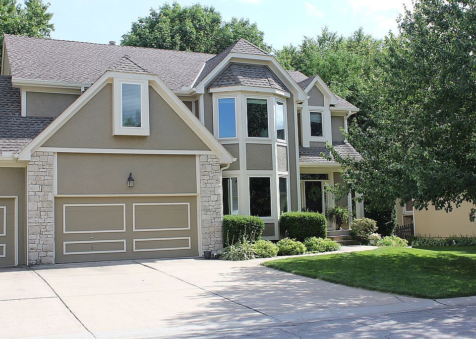 5205 W 129th Street 