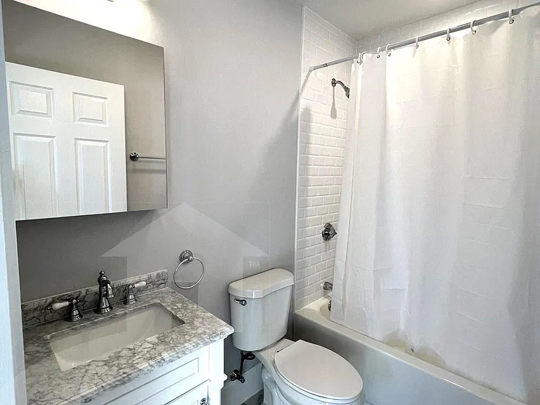 75 Winchester St — Photo 15
