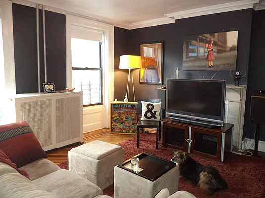 Rented by L.Nelson & Associates | media 10