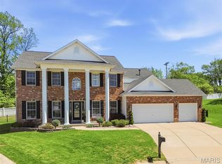 729 Sterling Terrace Ct, Saint Charles, MO 63301