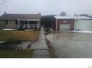 5970 Deckerville Rd, Deckerville, MI 48427
