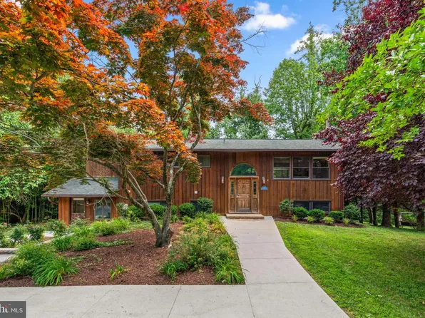 25 Cascade Rd, Arnold, MD 21012