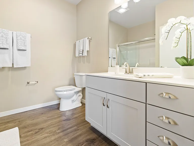 High Bluff Bathroom