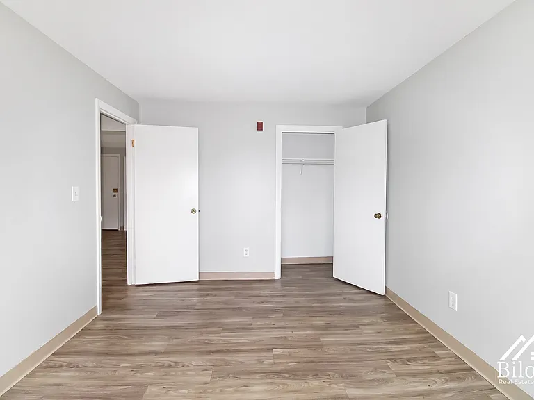 170 Pawtucket Ave — Photo 5