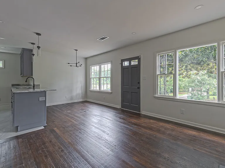 1080 Ollie Cir NW — Photo 6