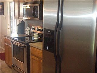 3rd image of 7414 N 16th Ln #61