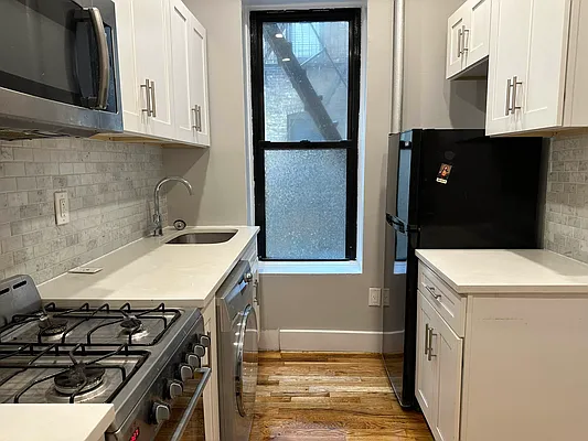 Rented by Premier One Realty LLC | media 1