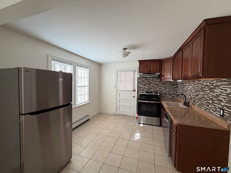 535 Chase Ave — Photo 8
