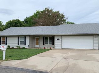 3507 Rowland St, Hutchinson, KS 67502