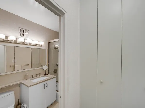 401 East 65th Street image 7 of 12