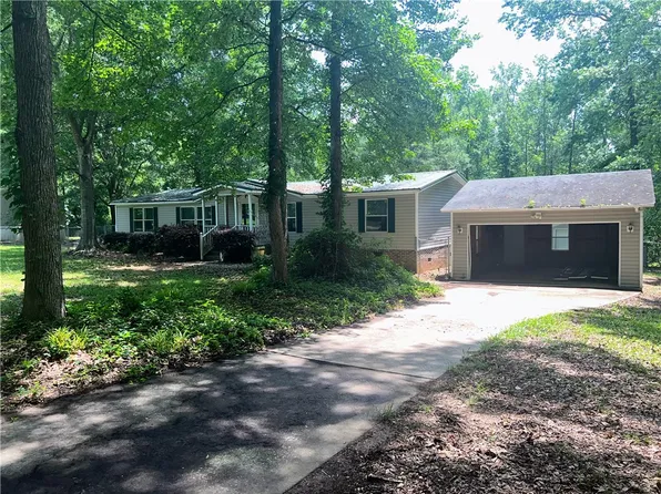 143 G St, Williamston, SC 29697