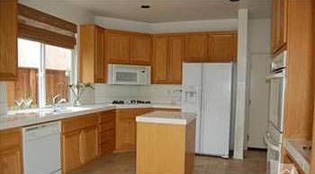 5th image of 4698 Templeton St