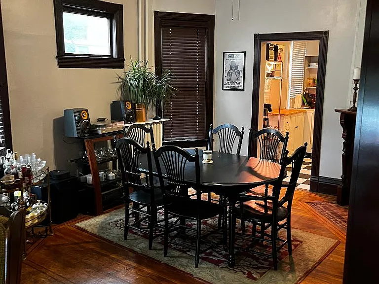 2540 Bryant Ave S #1 — Photo 4
