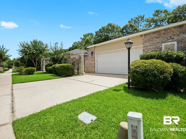 133 Woodruff Ct, Mobile, AL 36608