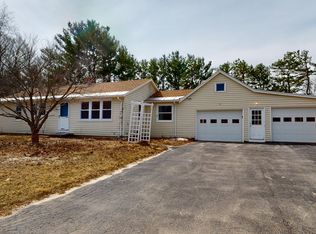 9 Sunset View St, Gray, ME 04039