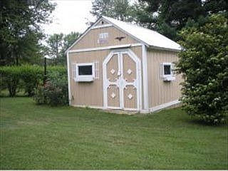 4th image of 3717 N Woodview Hills Dr