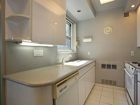 Sold by Corcoran | media 30