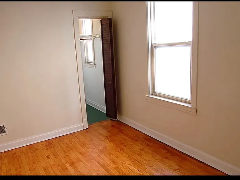 3144 N Ridgeway Ave #1 — Photo 13
