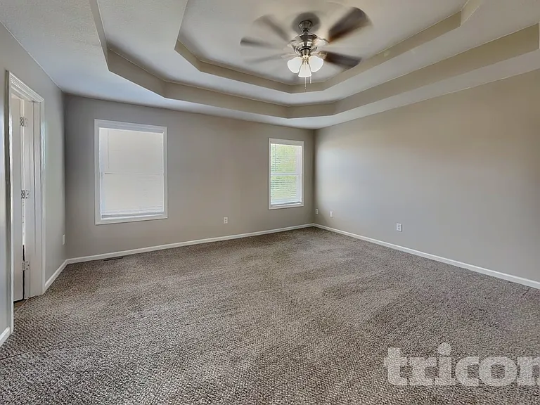 2116 SW Chase Dr — Photo 7