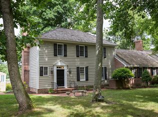 110 The Grn, Weems, VA 22576