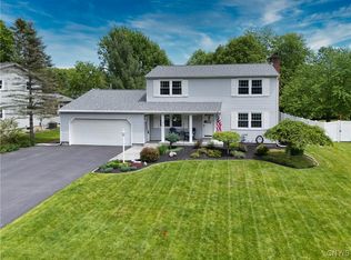 8260 Dexter Pkwy, Baldwinsville, NY 13027