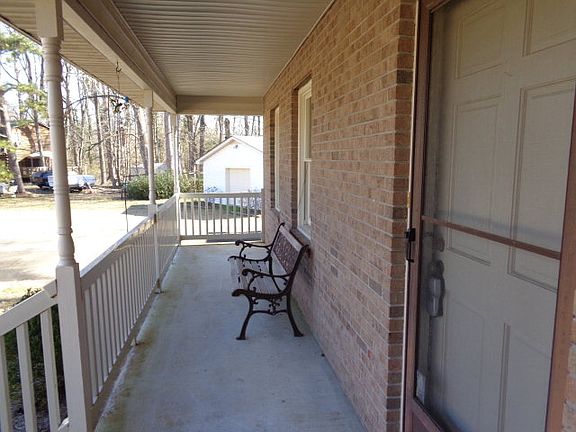 3rd image of 110 Taylor St