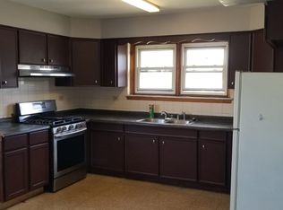 8149 S State St FLOOR 1, Chicago, IL 60619