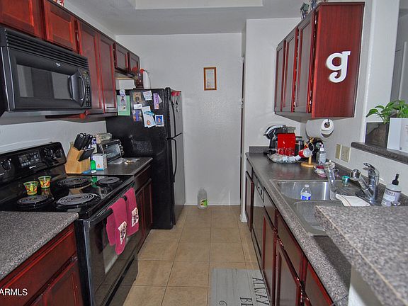 3rd image of 3830 E LAKEWOOD Parkway E #2003