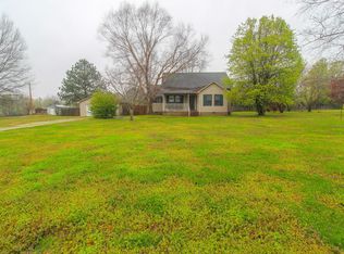 2480 Clay Farm Rd, Atwood, TN 38220