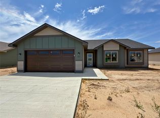1361 Cherod Ln, Dodge City, KS 67801